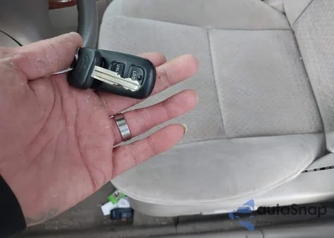 2003 Toyota Camry Le из США, поврежденный, VIN 4T1BE32K23U196462